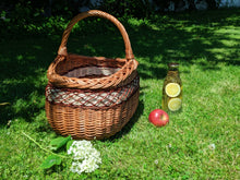 Load image into Gallery viewer, Yola Basket