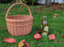 Load image into Gallery viewer, Charlie's basket
